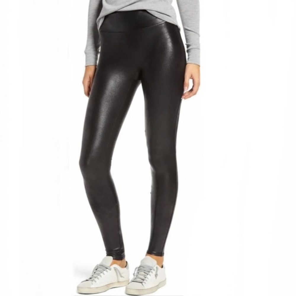 💘 Spanx NWOT 2437 Black Faux Leather Leggings XL Ready To Wow - Picture 2 of 10